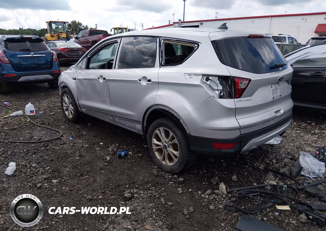 2019 Ford Escape Se VIN:1FMCU9GD8KUB42425 - 3