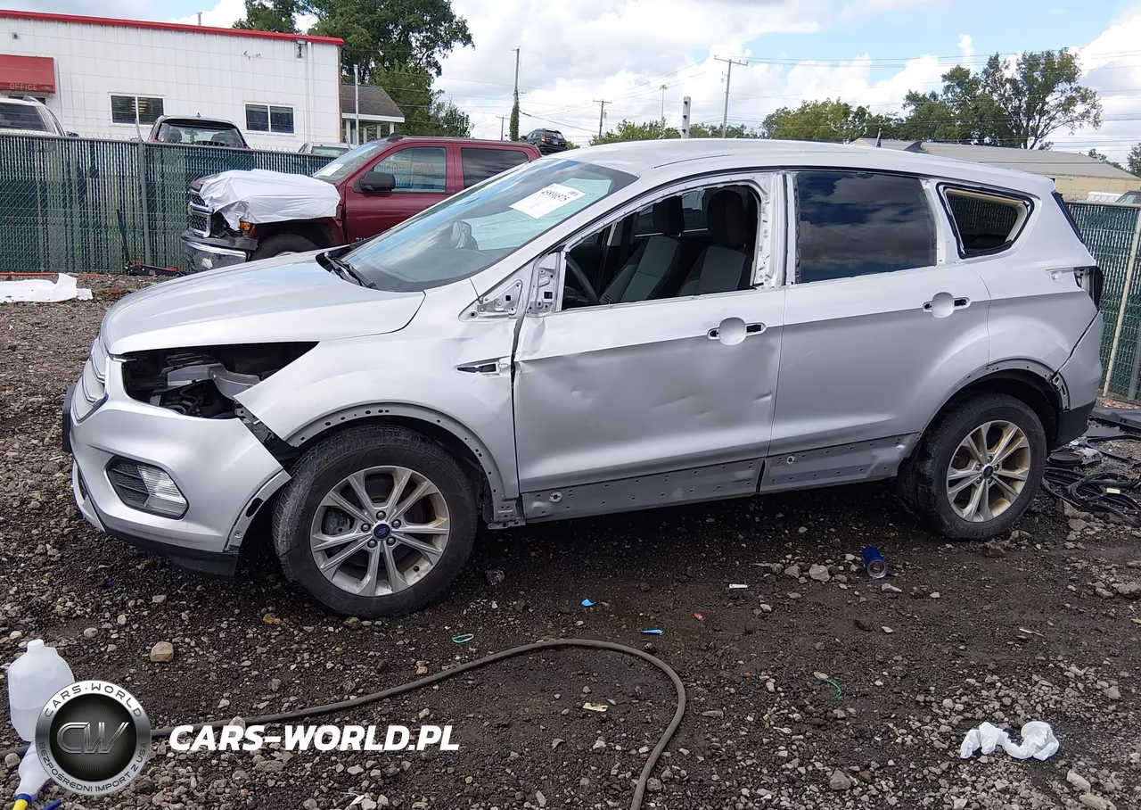 2019 Ford Escape Se VIN:1FMCU9GD8KUB42425 - 6