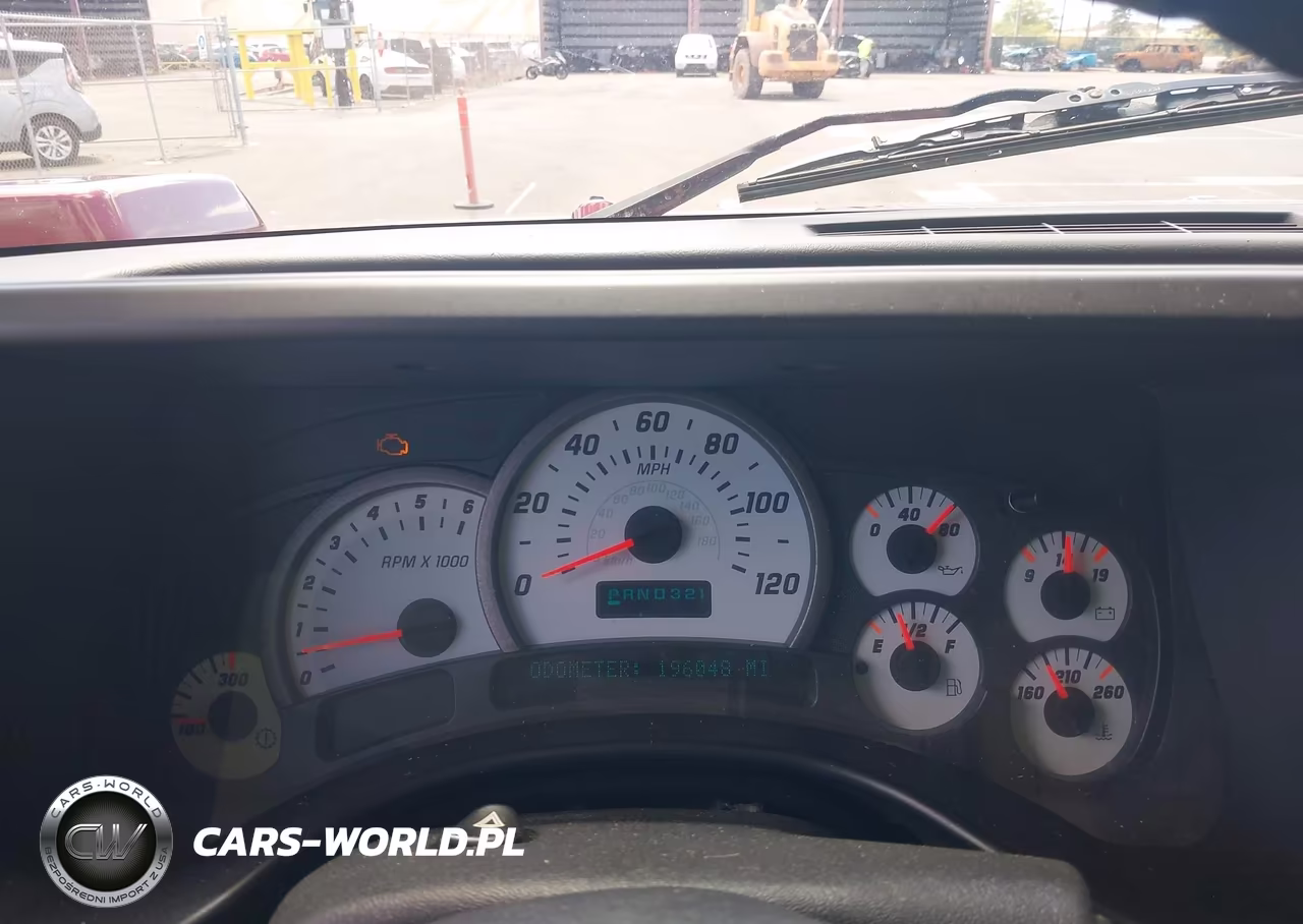 2003 Hummer H2 VIN:5GRGN23U03H111825 - 7