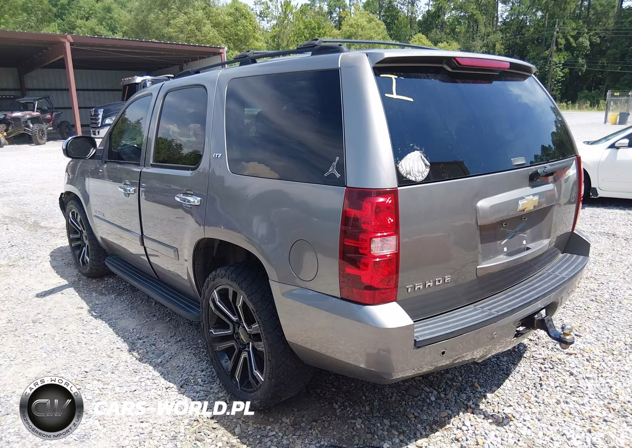 2007 Chevrolet Tahoe Ltz VIN:1GNFC13007R110451 - 3