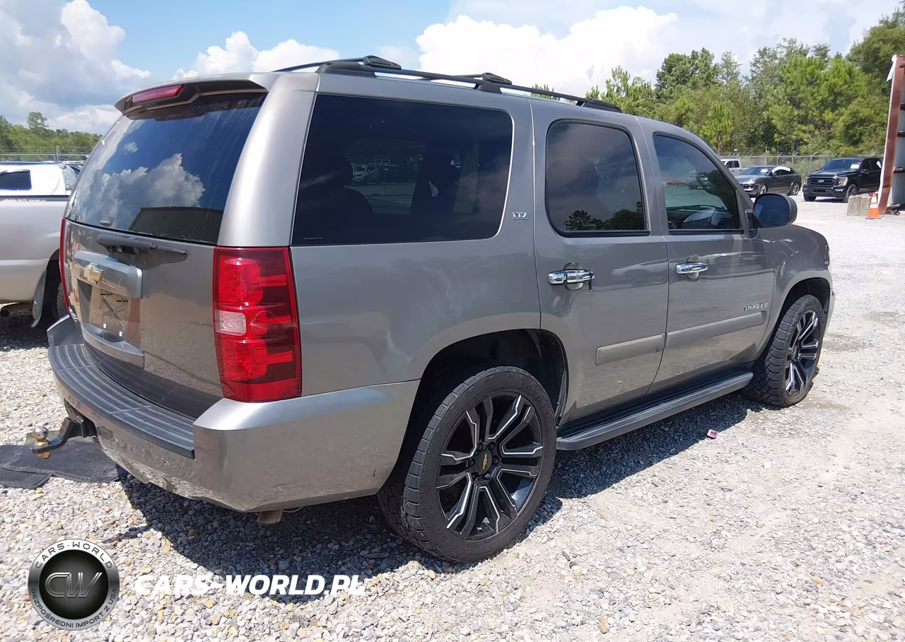 2007 Chevrolet Tahoe Ltz VIN:1GNFC13007R110451 - 4