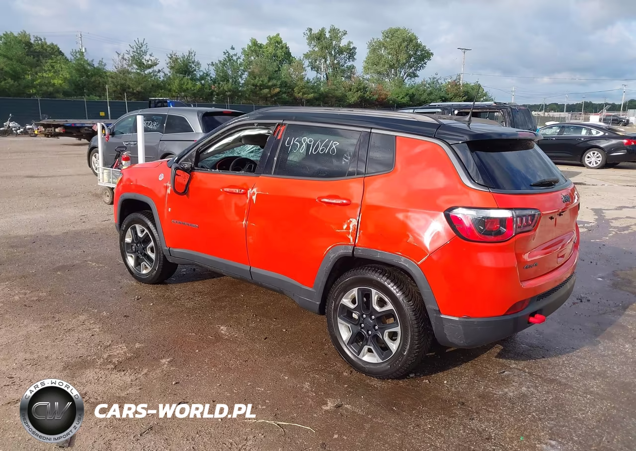 2017 Jeep New Compass Trailhawk 4X4 VIN:3C4NJDDB3HT667407 - 3