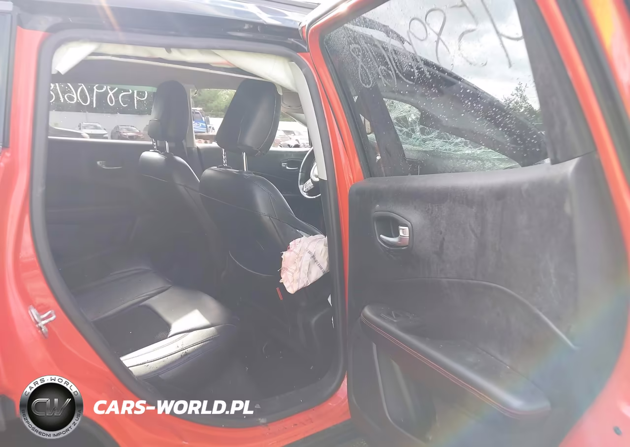 2017 Jeep New Compass Trailhawk 4X4 VIN:3C4NJDDB3HT667407 - 8