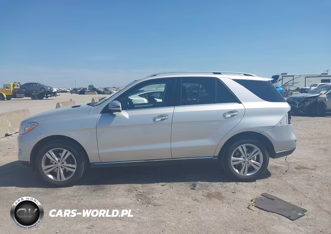 2015 Mercedes-Benz Ml 350 VIN:4JGDA5JBXFA590279 - 14