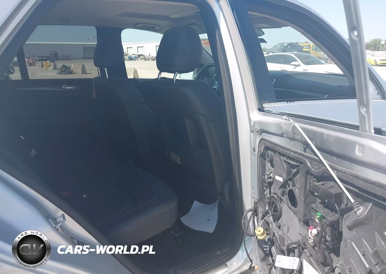 2015 Mercedes-Benz Ml 350 VIN:4JGDA5JBXFA590279 - 8
