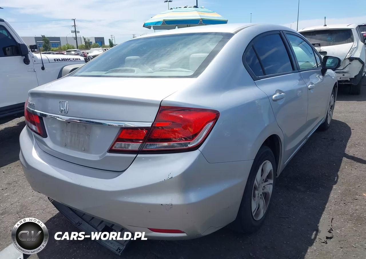2015 Honda Civic Lx VIN:19XFB2F5XFE247819 - 4