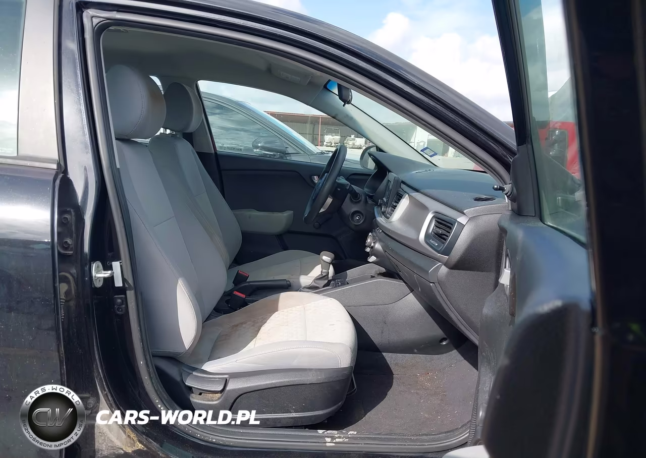 2018 Kia Rio Lx VIN:3KPA24AB8JE060915 - 5
