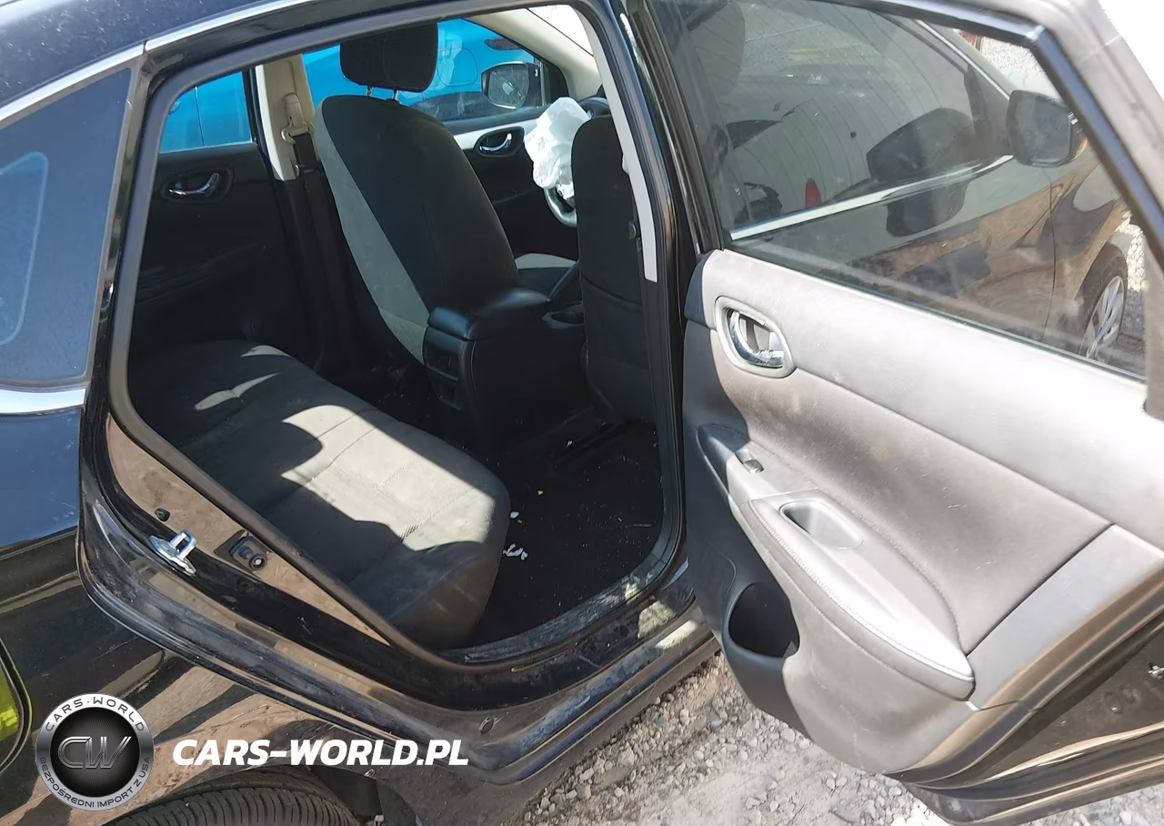 2018 Nissan Sentra S VIN:3N1AB7APXJY307429 - 8
