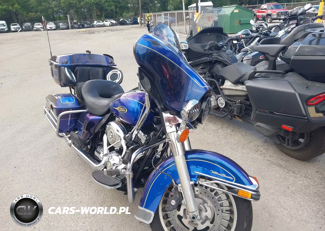 2009 Harley-Davidson Flhtcu VIN:1HD1FC4139Y636593 - 5