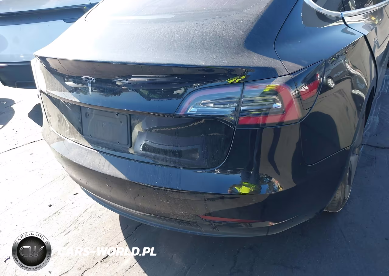 2018 Tesla Model 3 Long Range-Mid Range VIN:5YJ3E1EA2JF172037 - 17