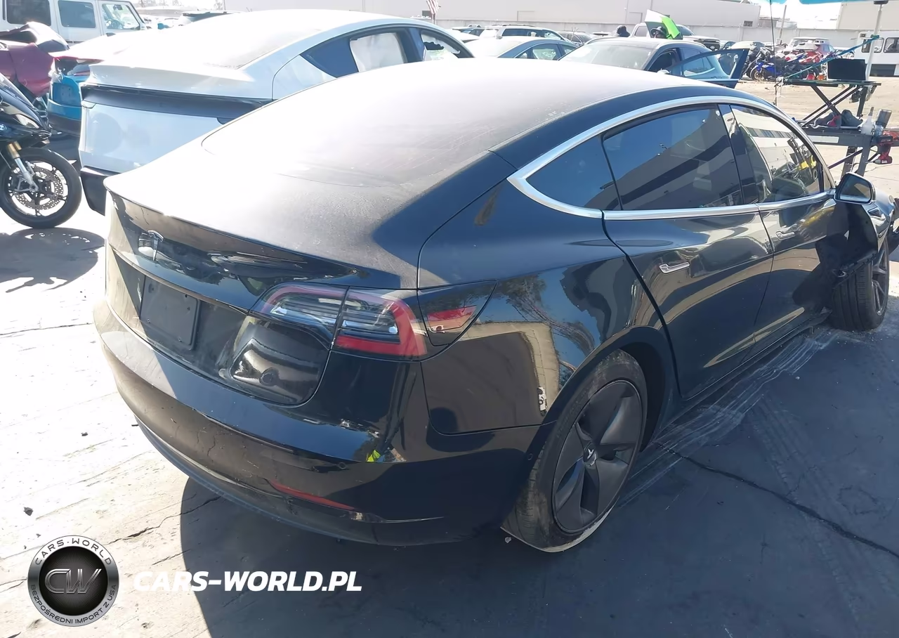 2018 Tesla Model 3 Long Range-Mid Range VIN:5YJ3E1EA2JF172037 - 4