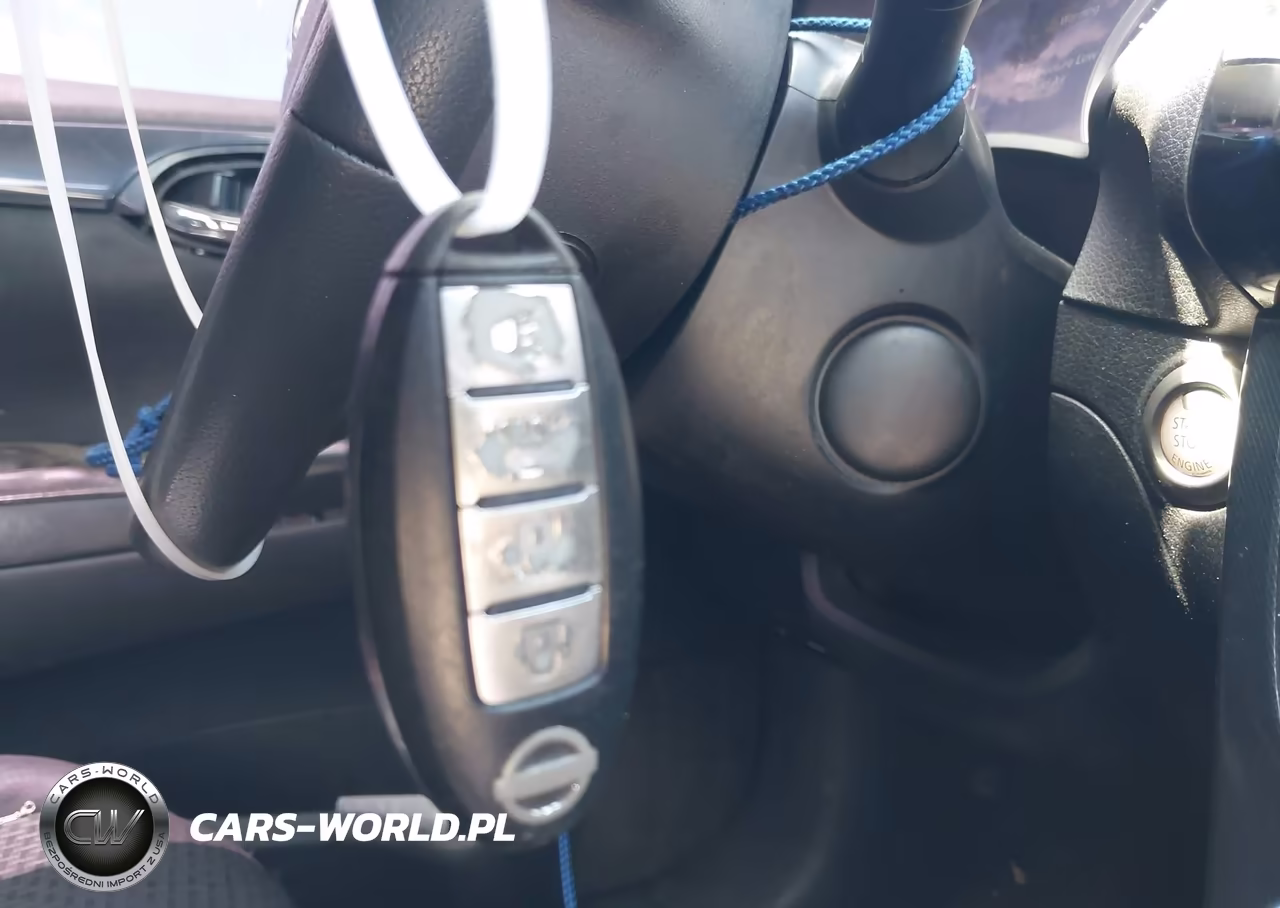 2017 Nissan Sentra Sr VIN:3N1AB7AP9HY395819 - 11