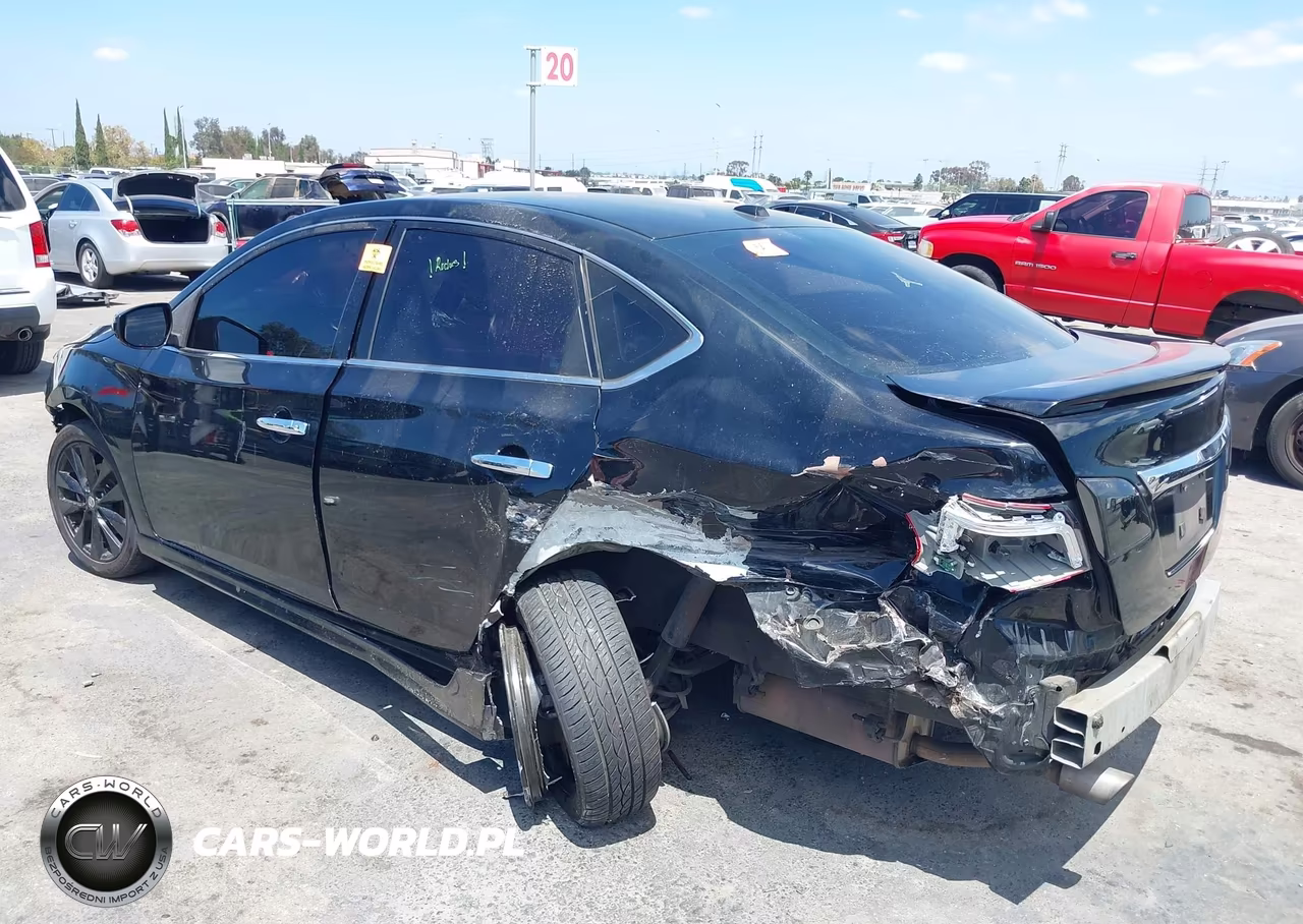2017 Nissan Sentra Sr VIN:3N1AB7AP9HY395819 - 3