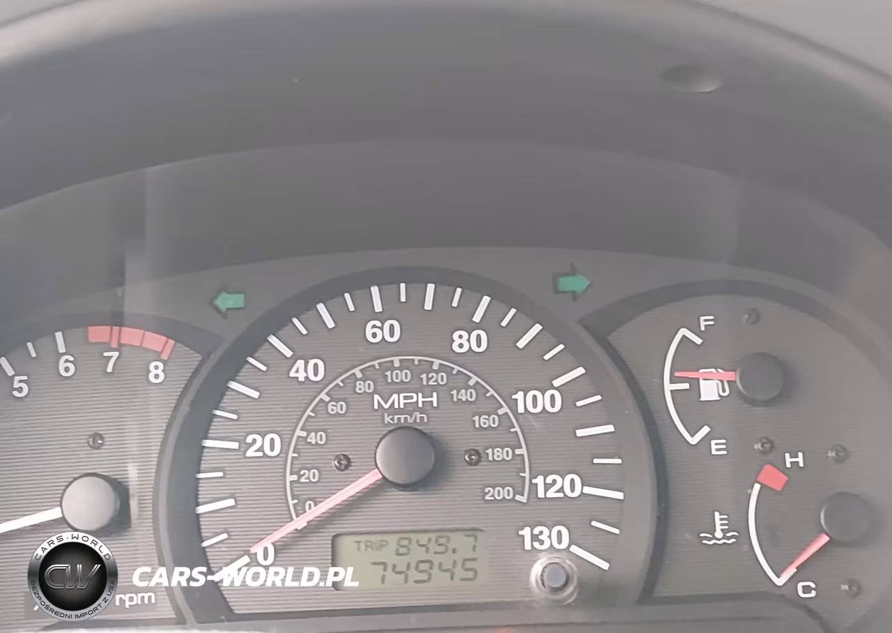 2002 Hyundai Accent Gl VIN:KMHCG45CX2U377168 - 7