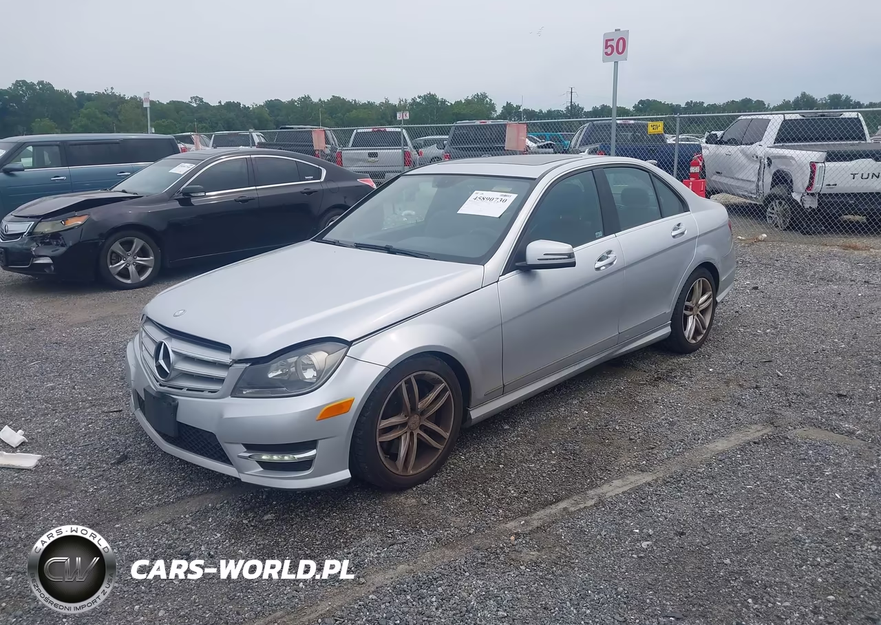 2013 Mercedes-Benz C 300 Sport 4Matic VIN:WDDGF8AB2DR280765 - 2