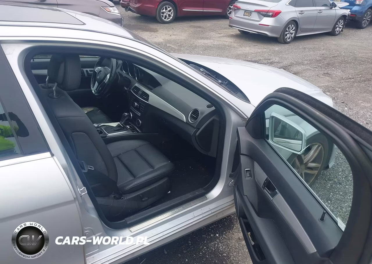 2013 Mercedes-Benz C 300 Sport 4Matic VIN:WDDGF8AB2DR280765 - 5