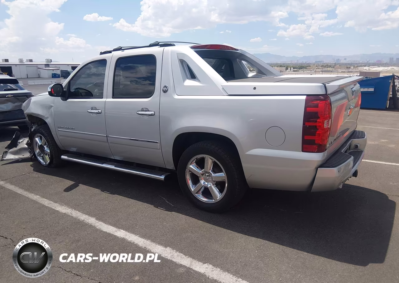 2013 Chevrolet Avalanche Ltz VIN:3GNTKGE75DG144013 - 3