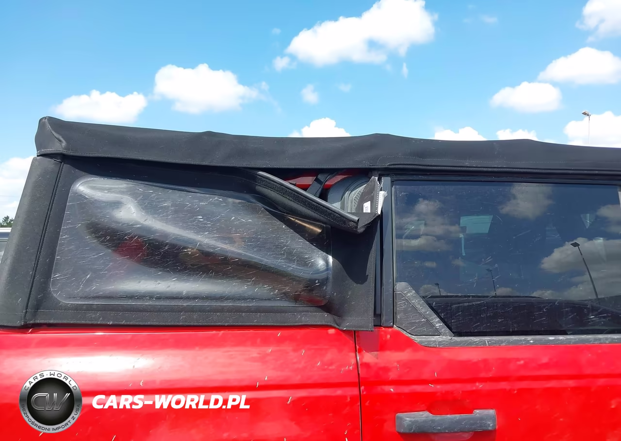 2022 Ford Bronco Black Diamond VIN:1FMEE5BPXNLA87003 - 18
