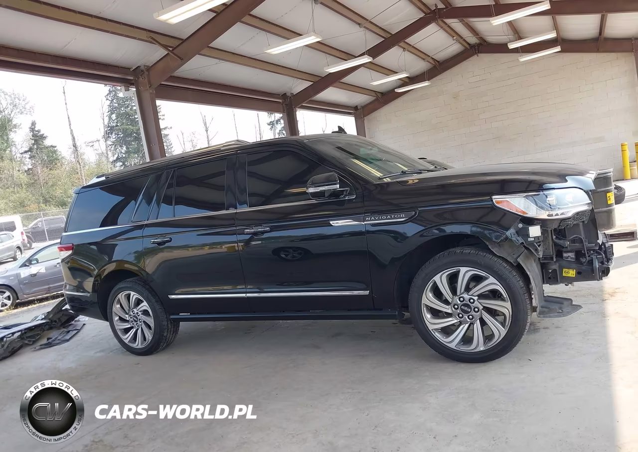 2024 Lincoln Navigator Premiere L VIN:5LMJJ3NG3REL03548 - 14