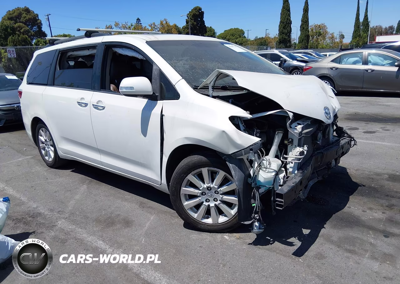 2016 Toyota Sienna Limited 7 Passenger