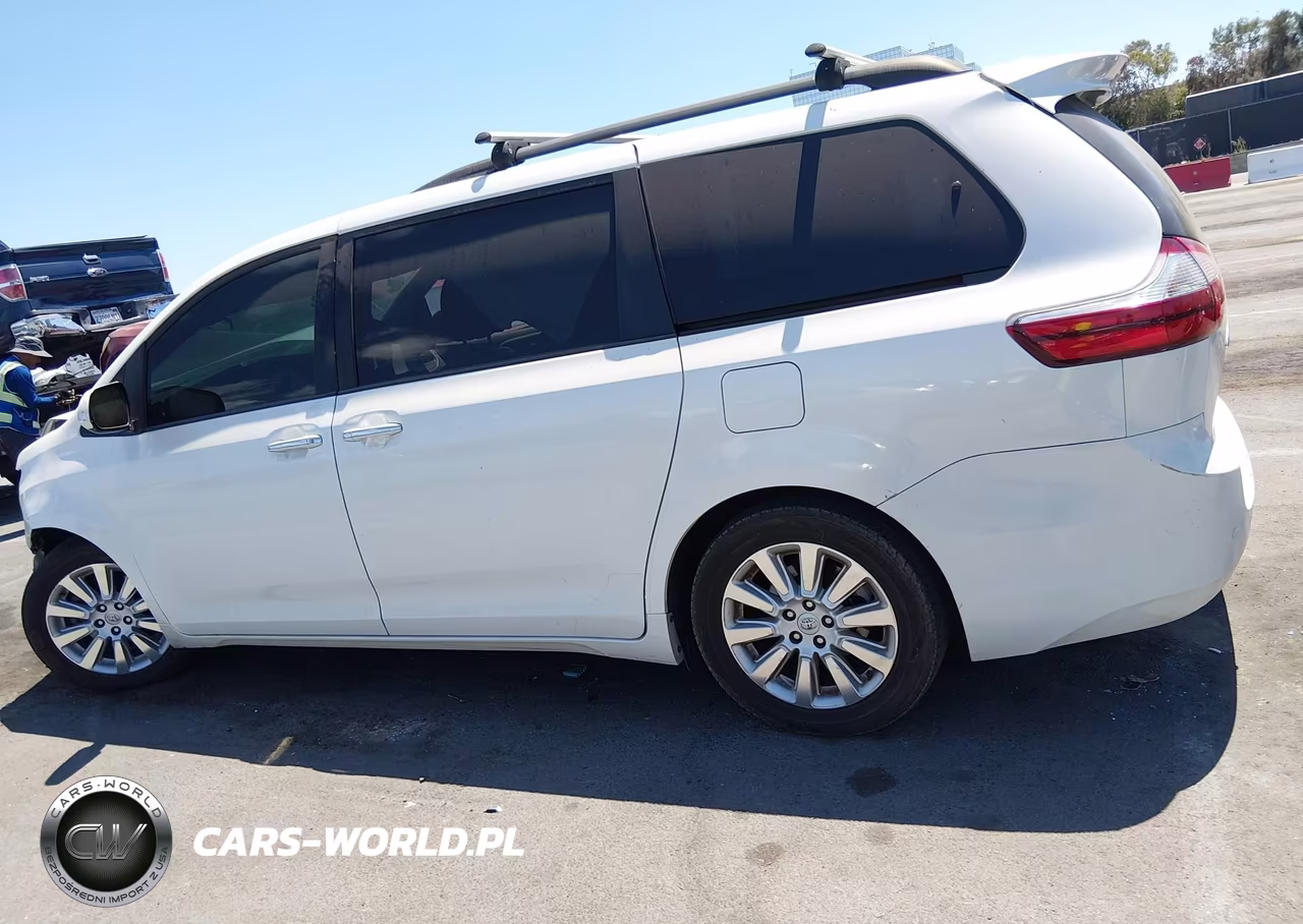 2016 Toyota Sienna Limited 7 Passenger VIN:5TDYK3DC1GS721955 - 14