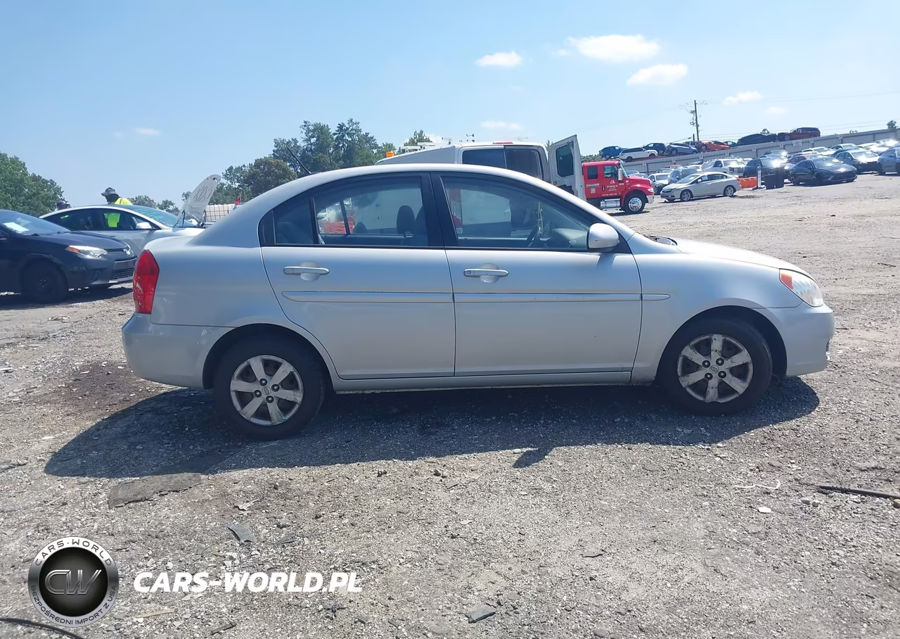 2010 Hyundai Accent Gls VIN:KMHCN4AC8AU493110 - 13