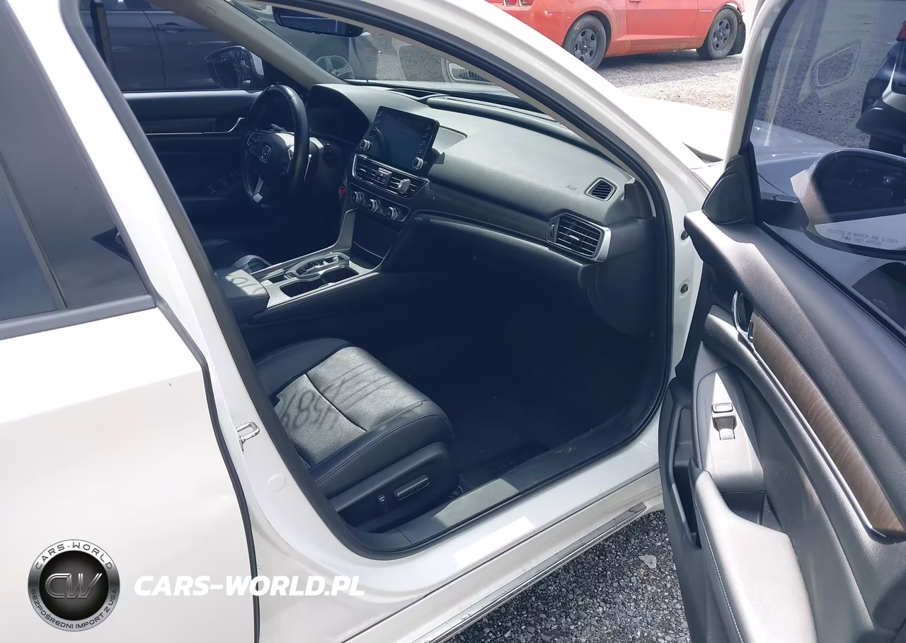 2018 Honda Accord Touring 2.0T VIN:1HGCV2F90JA038664 - 5
