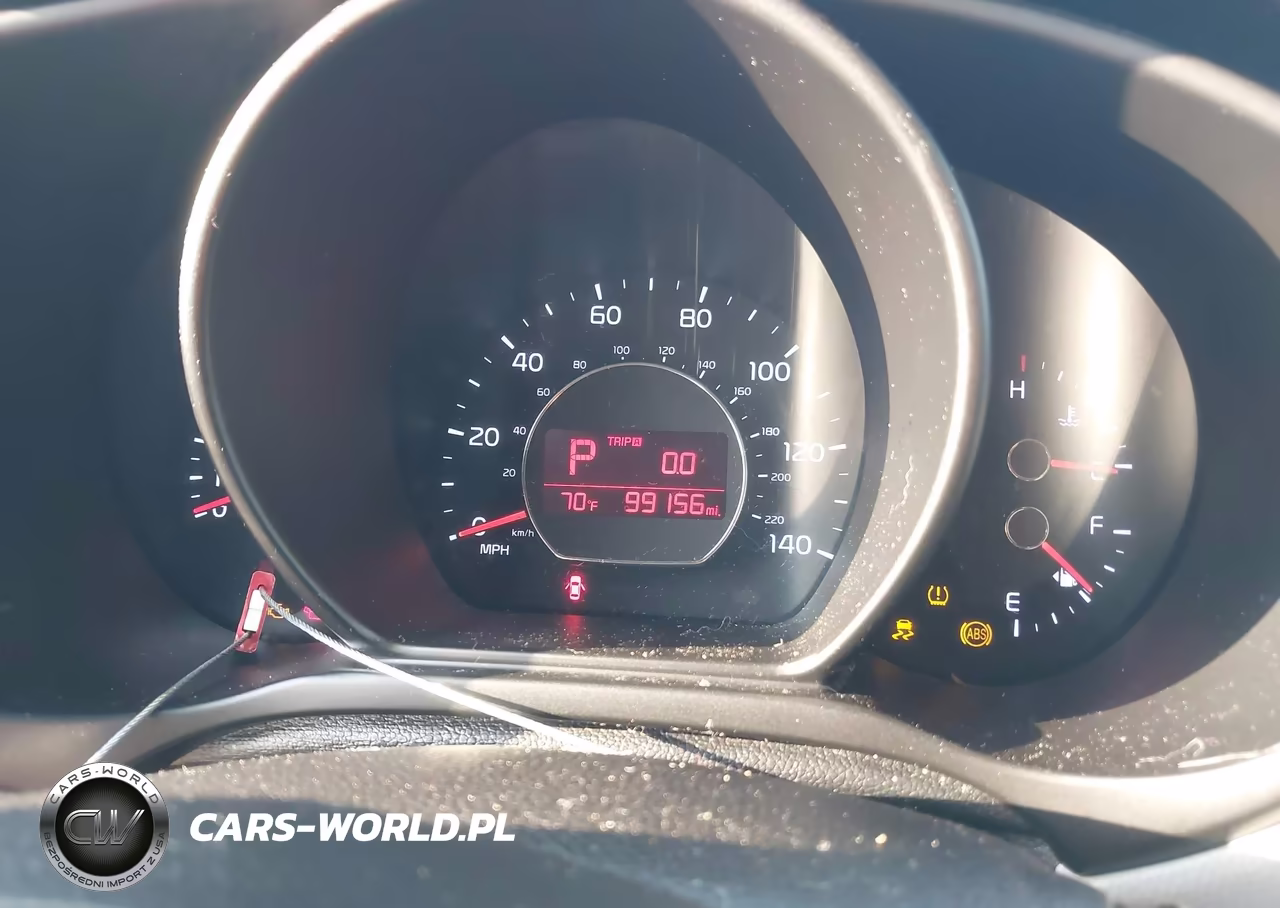 2014 Kia Soul + VIN:KNDJP3A59E7726871 - 7
