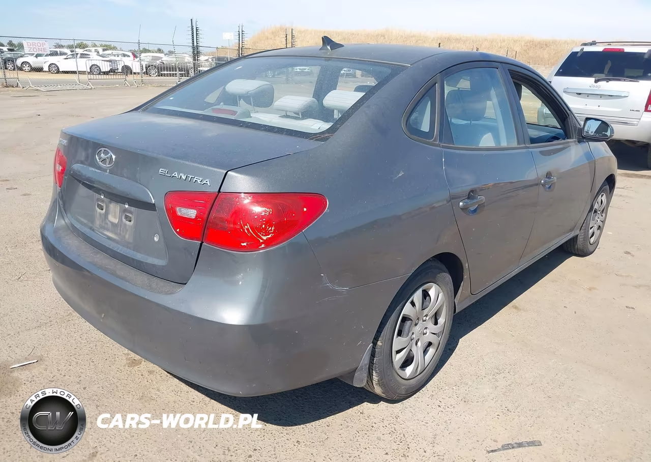2009 Hyundai Elantra Gls VIN:KMHDU46D59U749918 - 4