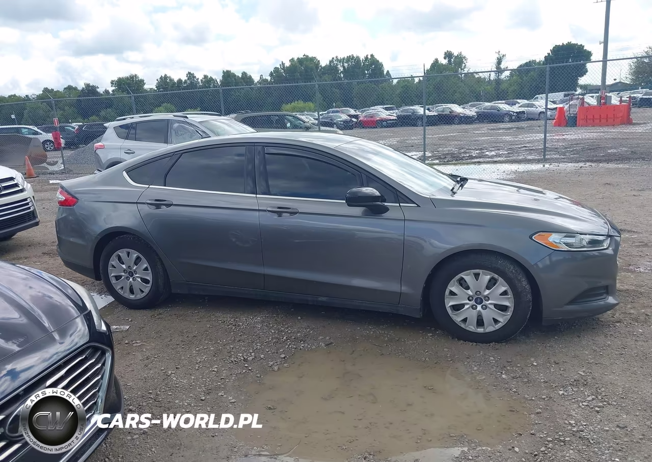 2013 Ford Fusion S VIN:3FA6P0G75DR175168 - 14