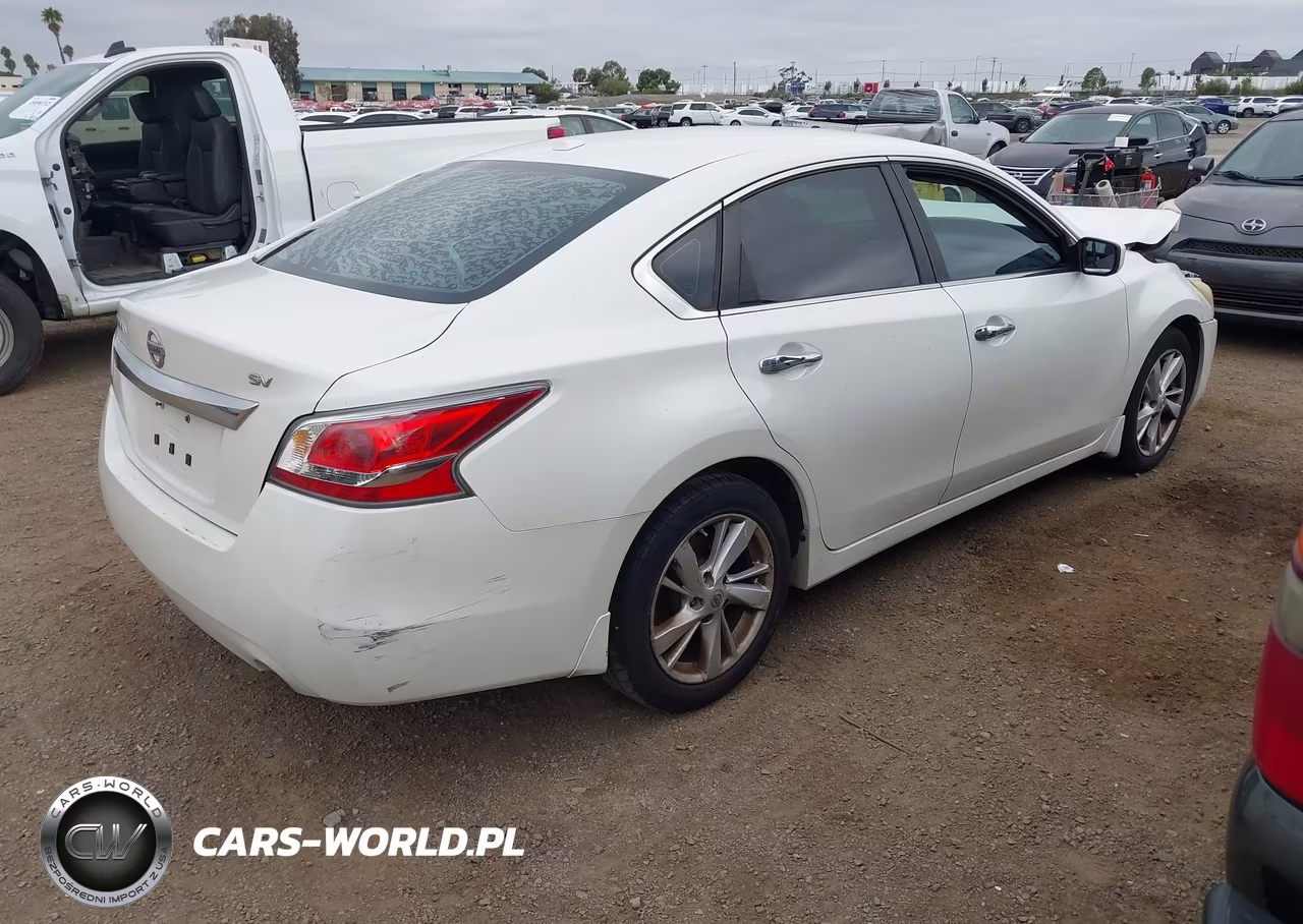 2015 Nissan Altima 2.5 Sv VIN:1N4AL3AP2FC226837 - 4