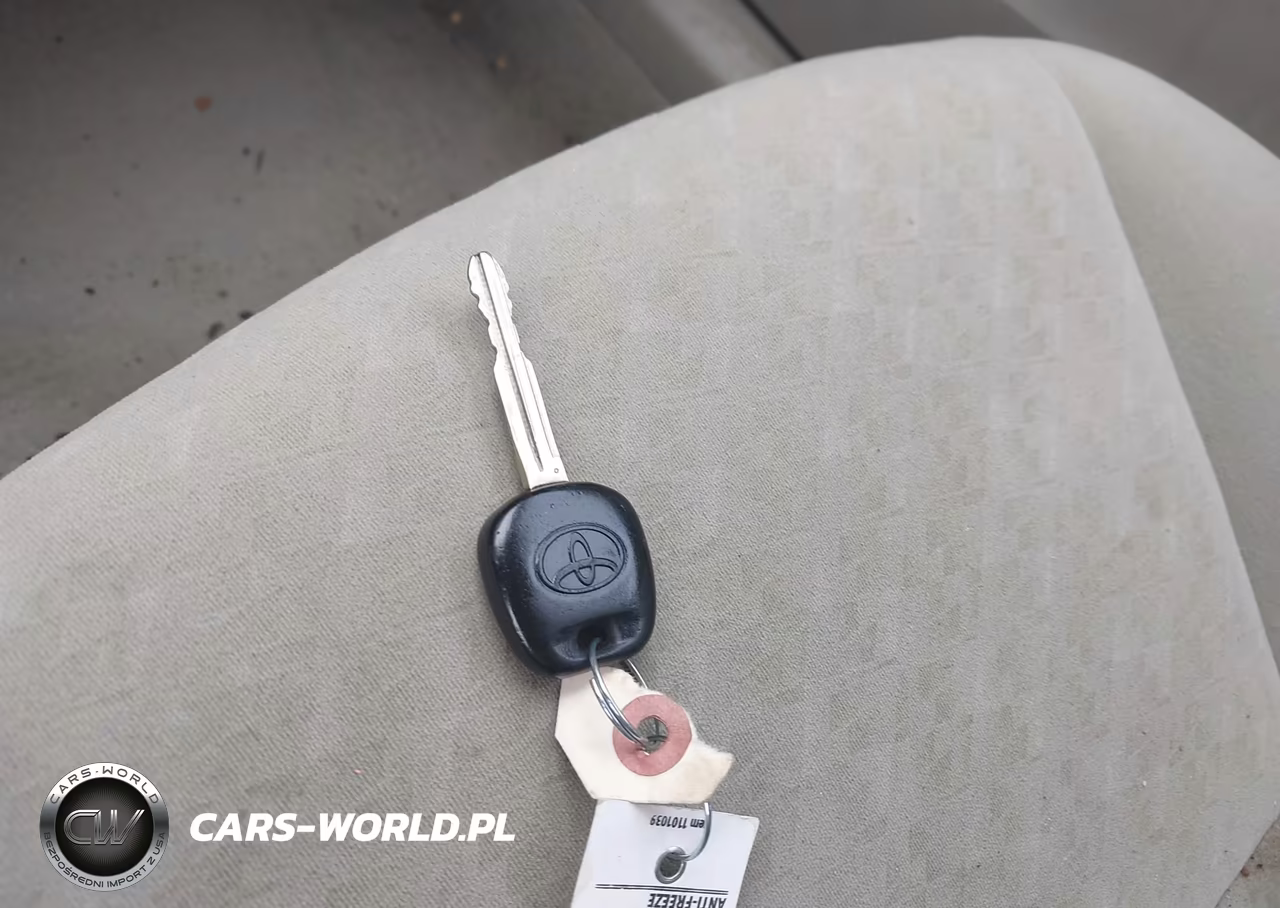 2010 Toyota Corolla VIN:1NXBU4EE0AZ325505 - 11