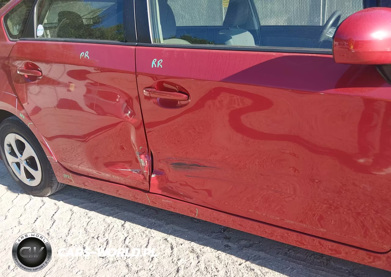 2013 Toyota Prius Two VIN:JTDKN3DU1D1703535 - 17