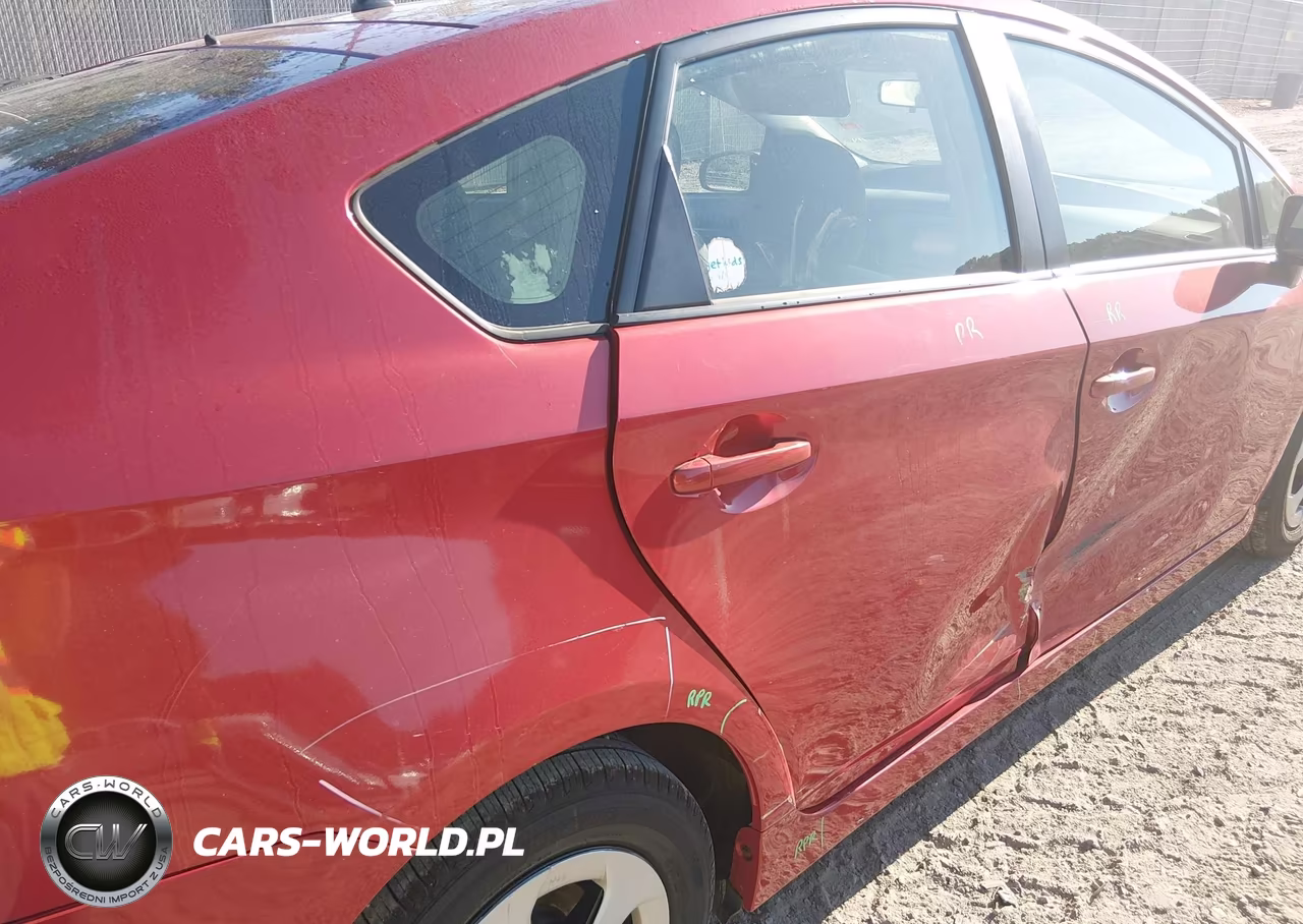 2013 Toyota Prius Two VIN:JTDKN3DU1D1703535 - 18