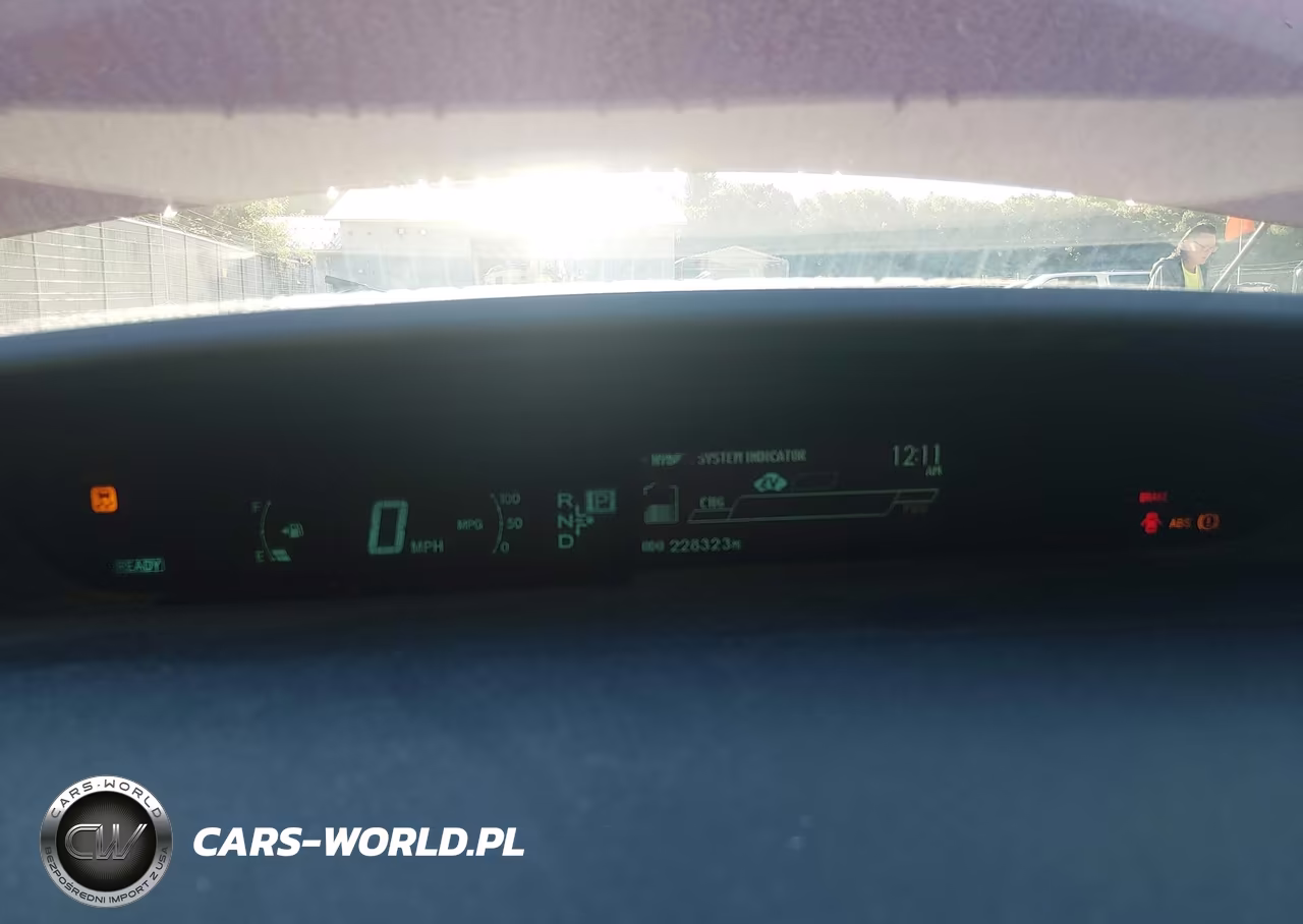 2013 Toyota Prius Two VIN:JTDKN3DU1D1703535 - 7