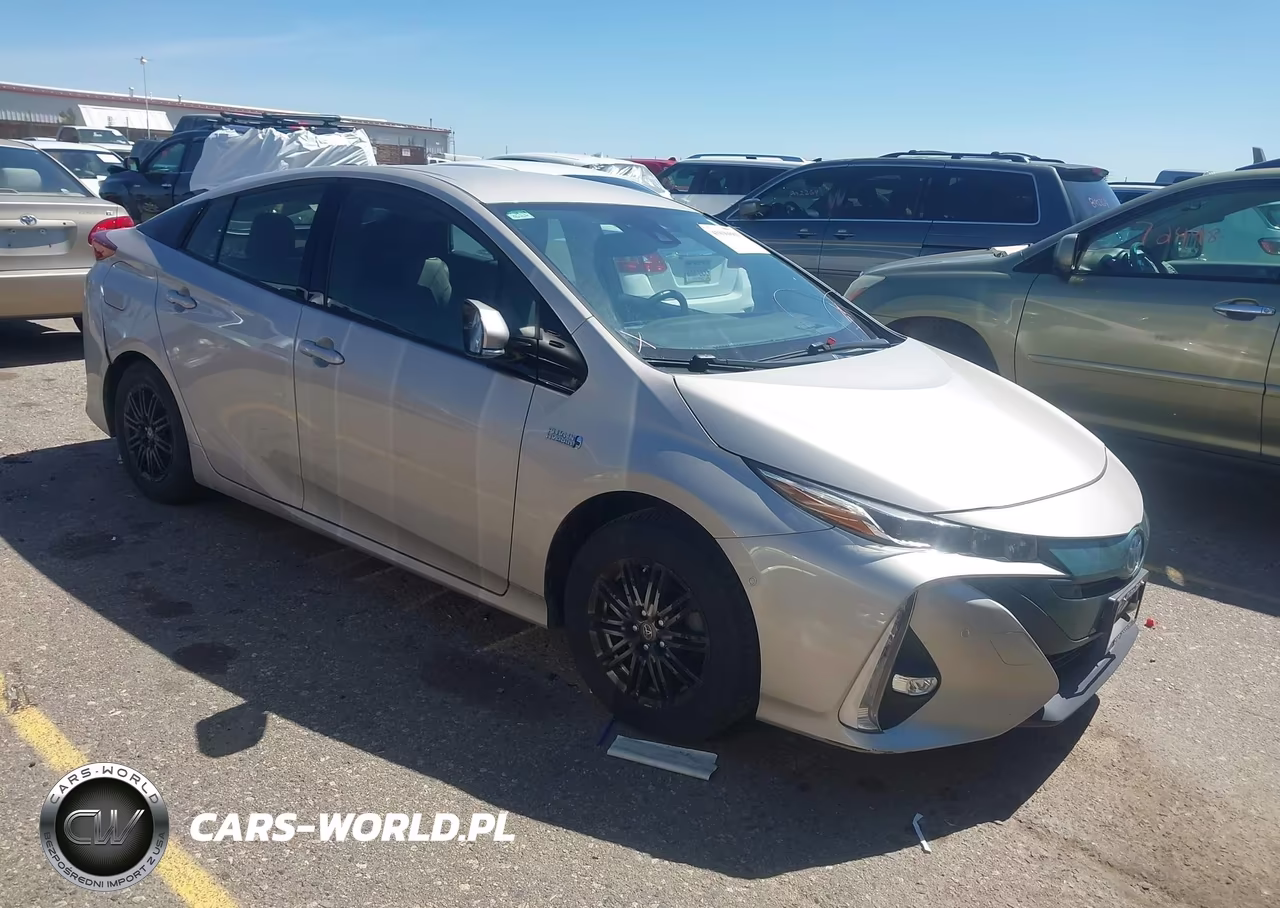 2017 Toyota Prius Prime Advanced VIN:JTDKARFP0H3020418 - 13