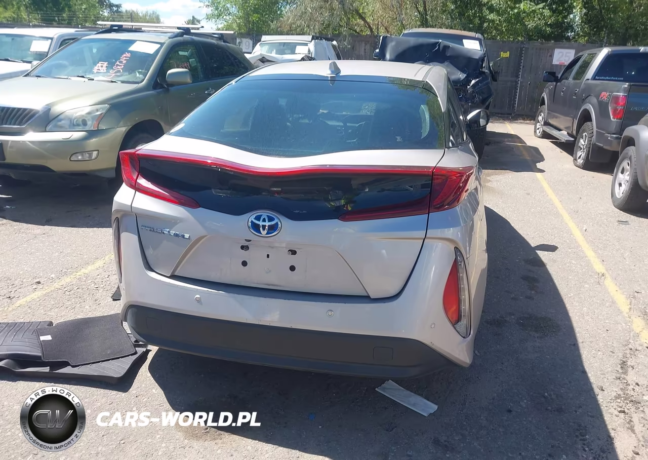2017 Toyota Prius Prime Advanced VIN:JTDKARFP0H3020418 - 16