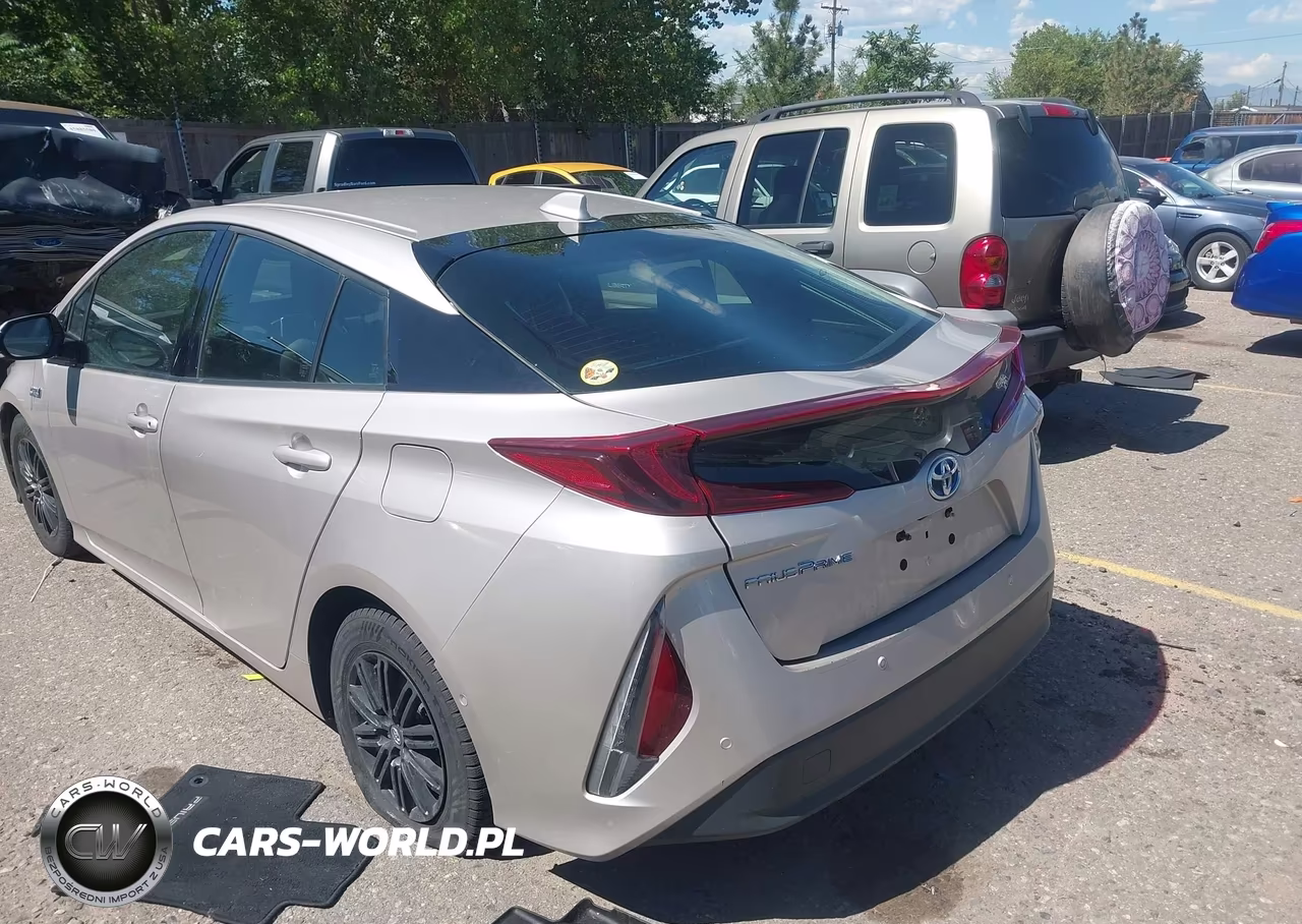 2017 Toyota Prius Prime Advanced VIN:JTDKARFP0H3020418 - 3