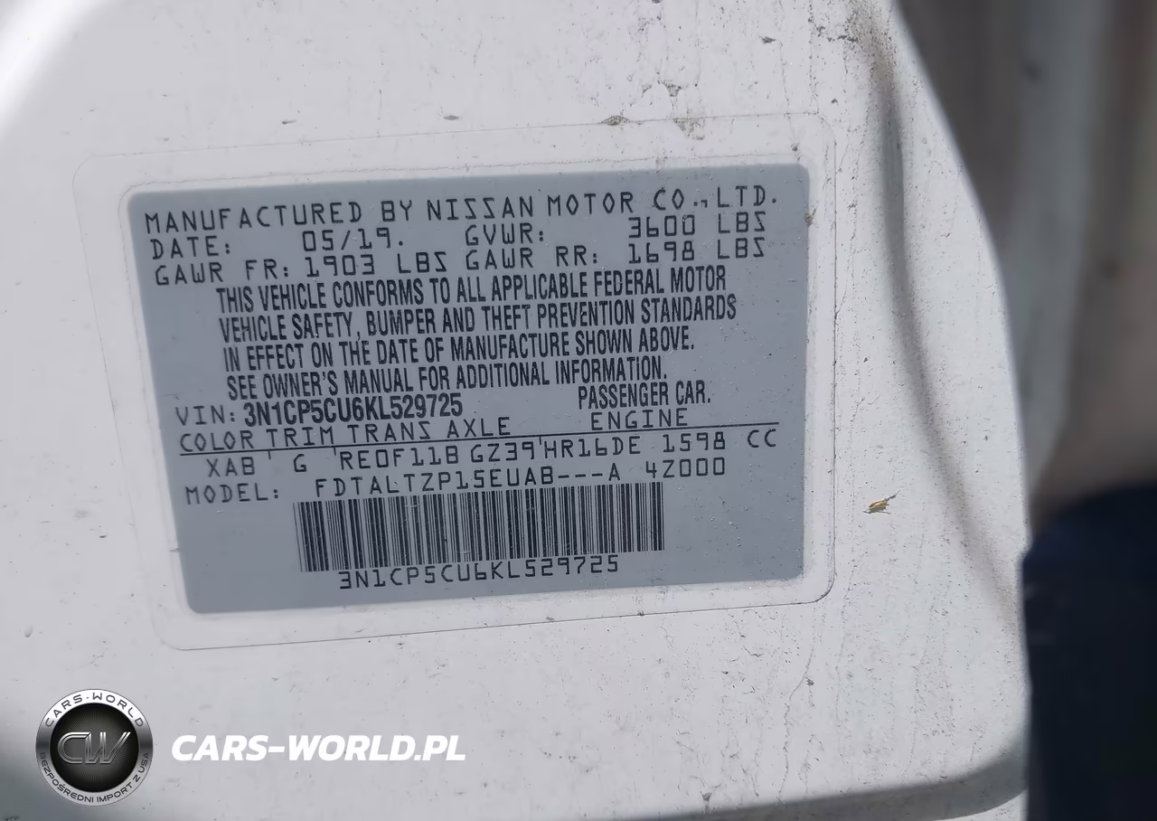 2019 Nissan Kicks Sr VIN:3N1CP5CU6KL529725 - 9