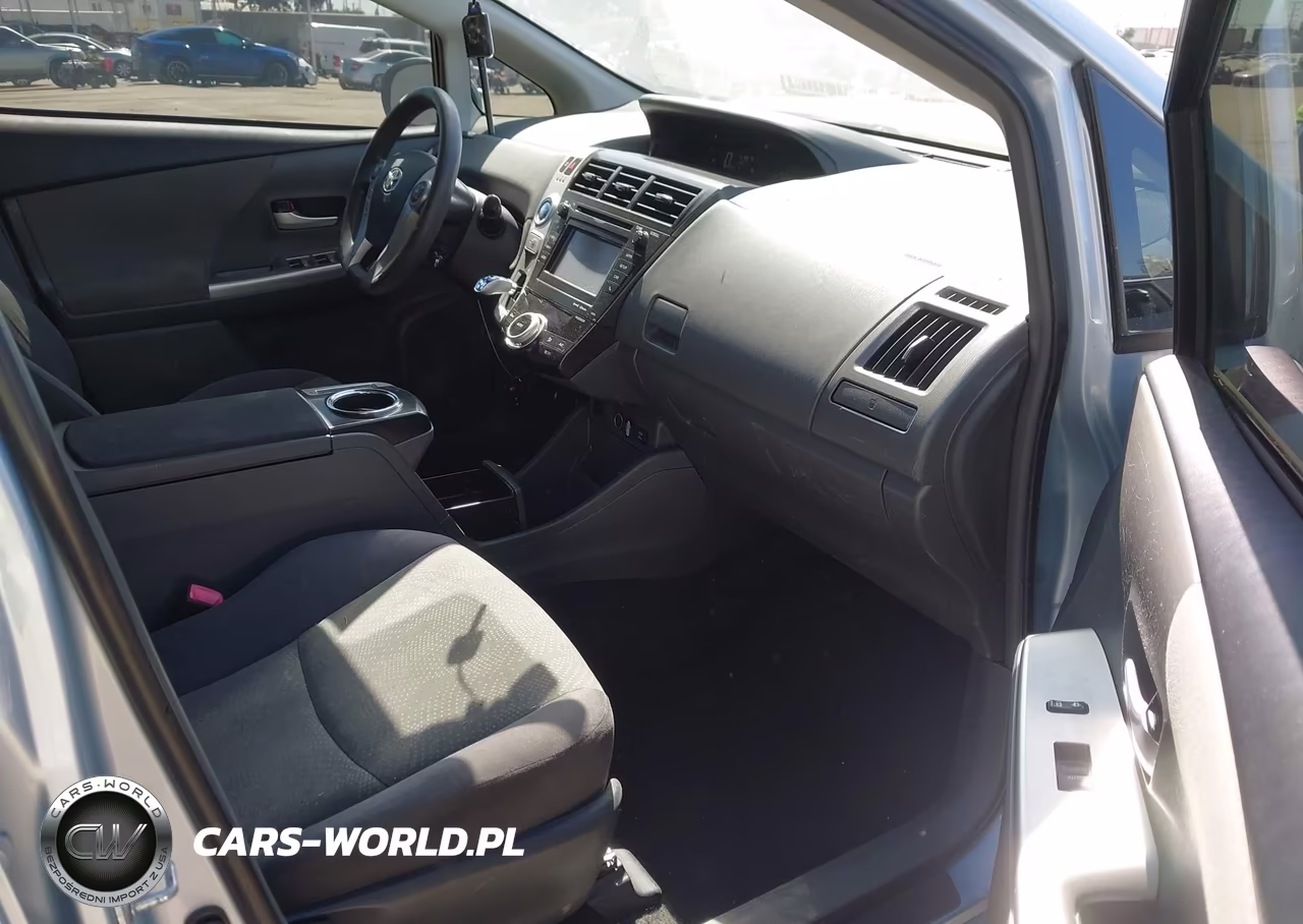 2012 Toyota Prius V Three VIN:JTDZN3EU6C3023744 - 5