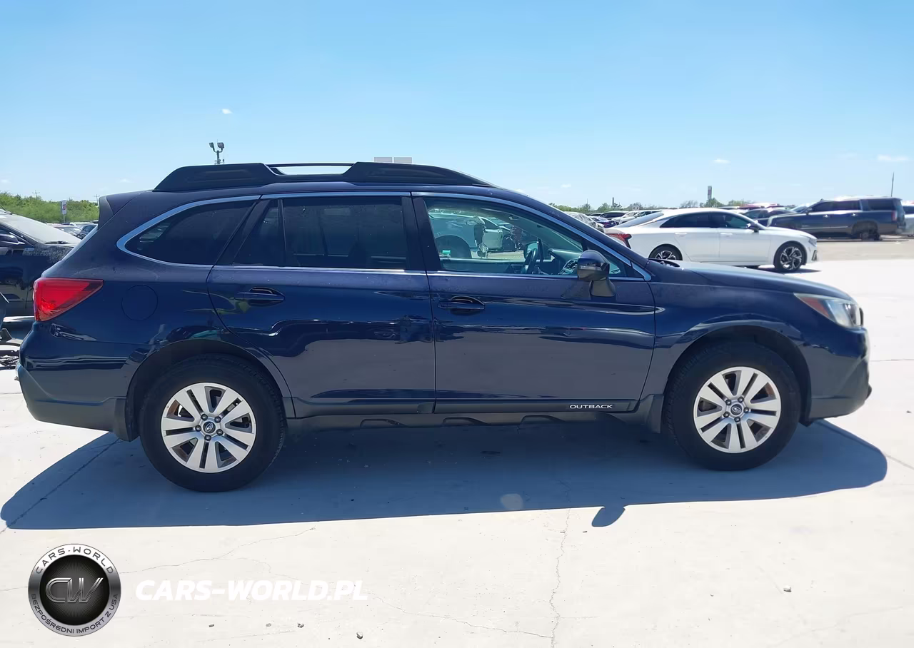 2018 Subaru Outback 2.5I Premium VIN:4S4BSAHC8J3256616 - 14