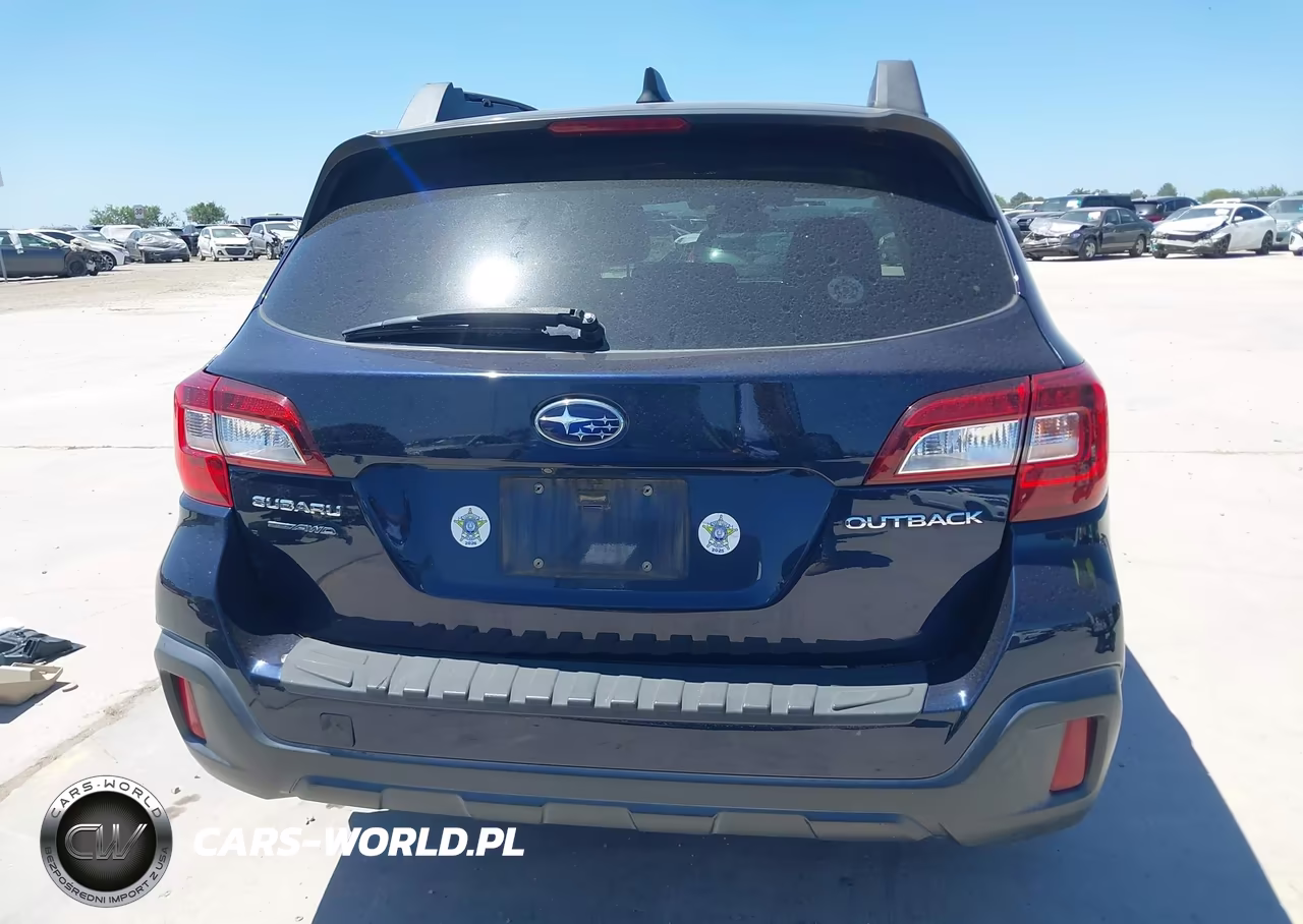 2018 Subaru Outback 2.5I Premium VIN:4S4BSAHC8J3256616 - 17