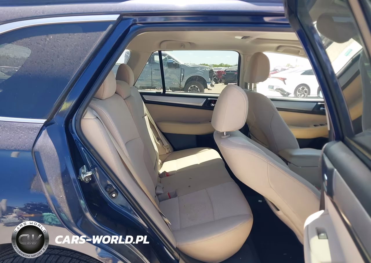 2018 Subaru Outback 2.5I Premium VIN:4S4BSAHC8J3256616 - 8