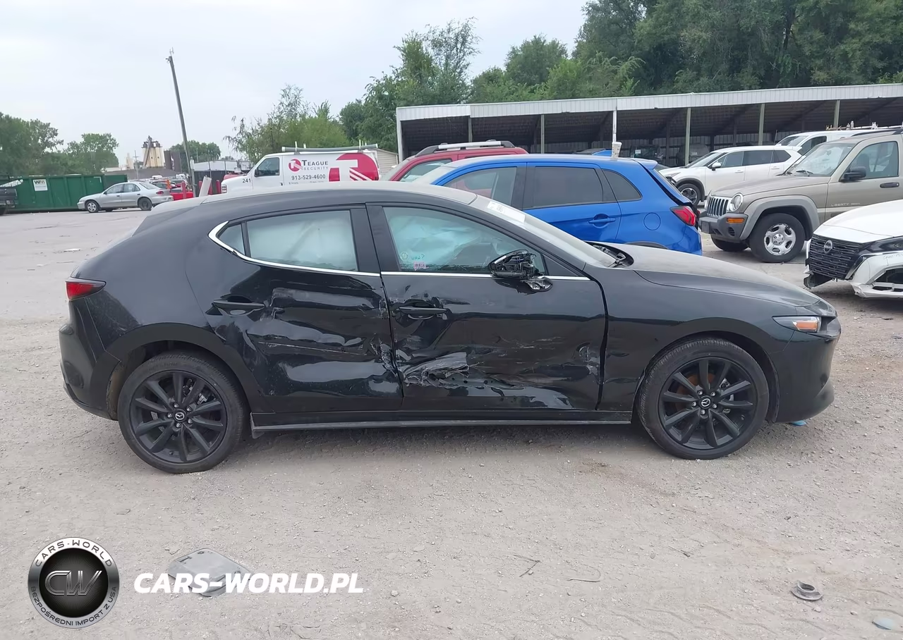 2026 Mazda Mazda3 2.5 S Select Sport VIN:JM1BPAKL5T1868611 - 13