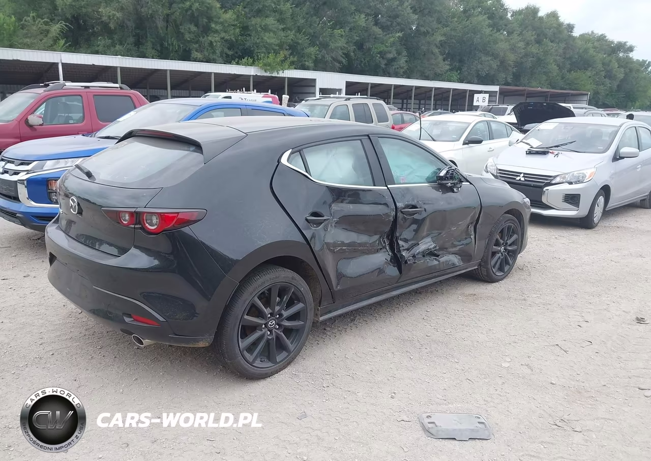 2026 Mazda Mazda3 2.5 S Select Sport VIN:JM1BPAKL5T1868611 - 4