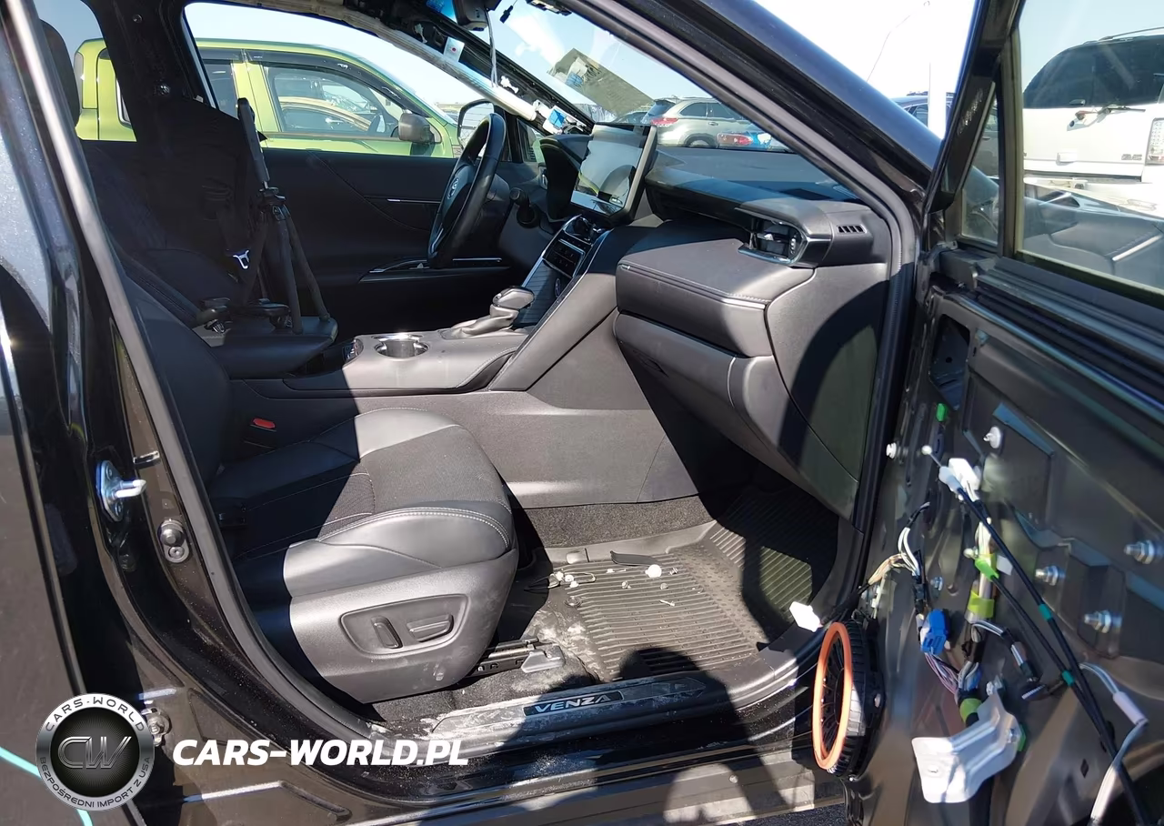 2021 Toyota Venza Xle VIN:JTEAAAAH8MJ077061 - 5