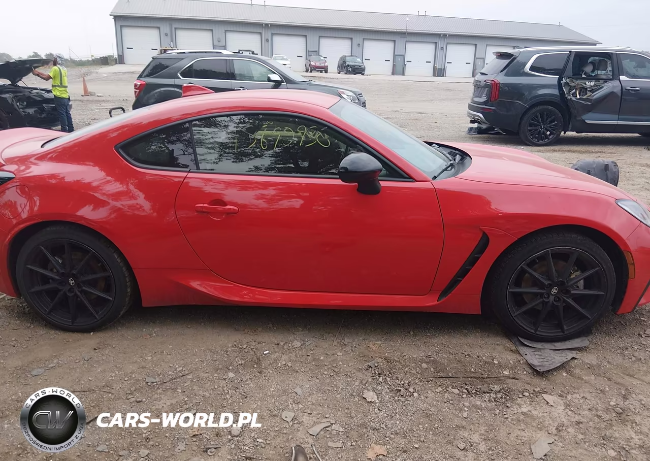 2025 Toyota Gr86 Premium VIN:JF1ZNBE17S8750799 - 13