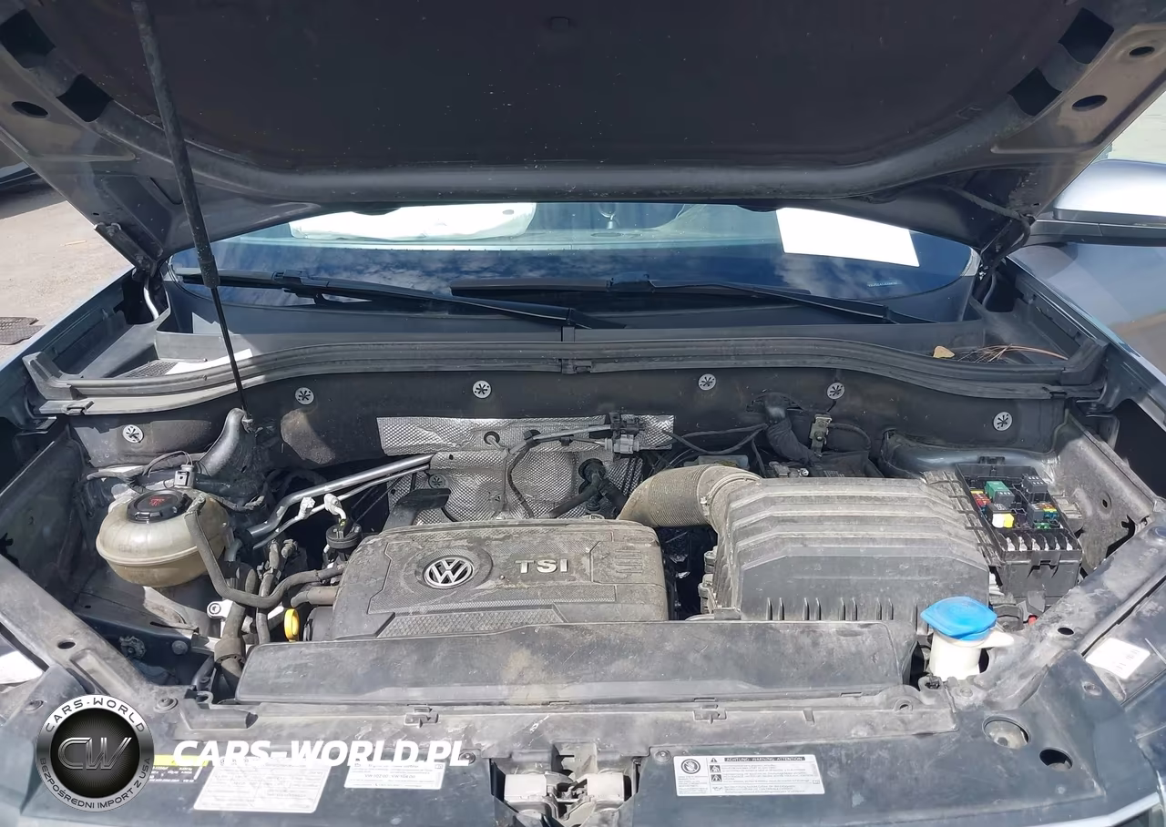 2018 Volkswagen Atlas 2.0T Se VIN:1V2CP2CA1JC598767 - 10