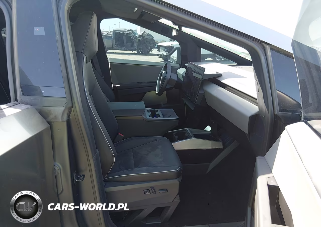 2025 Tesla Cybertruck All-Wheel Drive VIN:7G2CEHED2SA079307 - 5