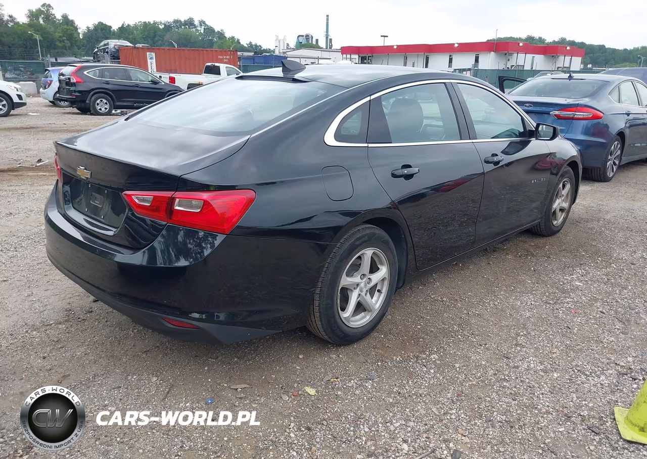 2017 Chevrolet Malibu Ls VIN:1G1ZB5ST2HF107316 - 4